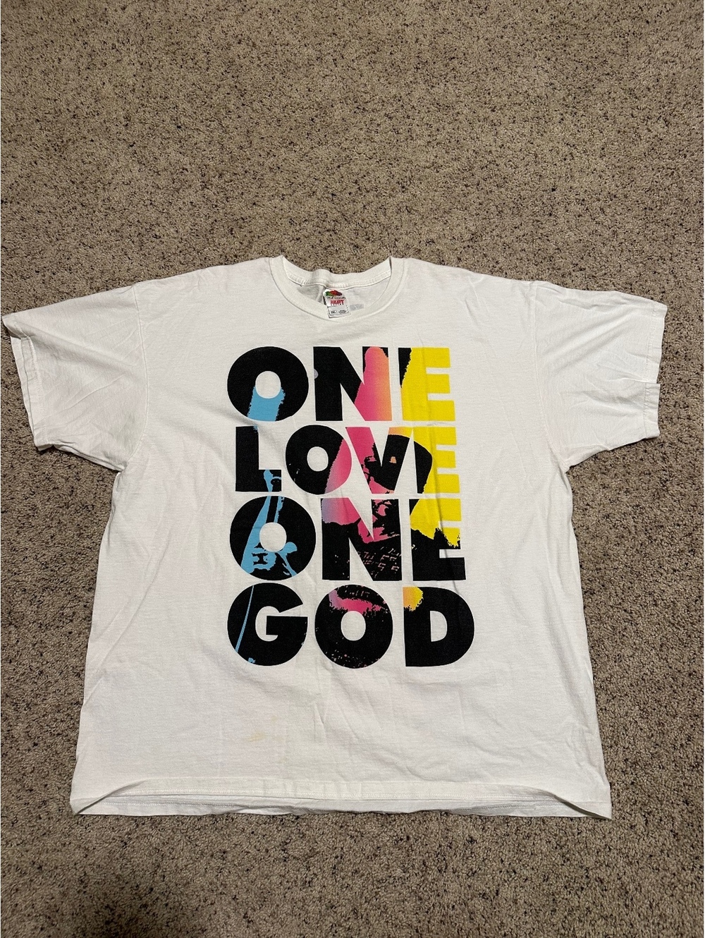 Fruit of the Loom TobyMac One Love One God Graphic T-Shirt 2XL